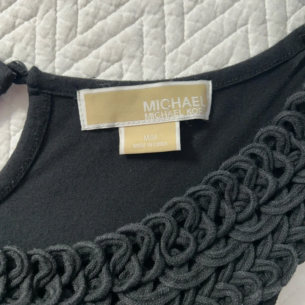 Michael Kors women’s size M‎ sleeveless pull on dress with crocheted neckline